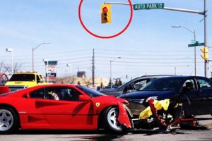 Idiot Drivers, Red Light Runners - New Car Funny Videos 2017, Driving Fails Vehicles in Traffic