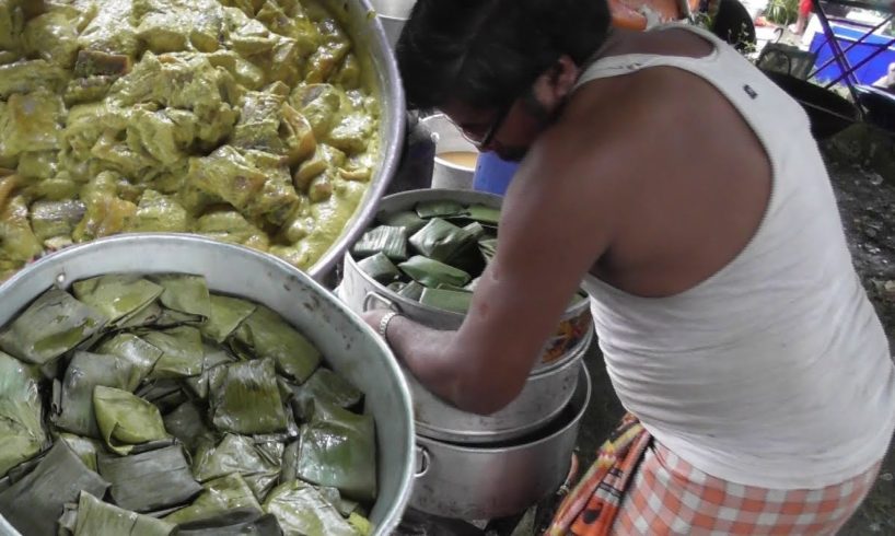 Indian Street Food at Marriage Ceremony - Bhetki Paturi (Barramundi Fish) Preparation | Bengali Food