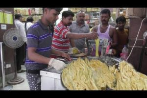 Lakhuram Bhujiawala | Famous Snacks Shop in Kolkata | Lamba Gathiya/Lamba Papdi/Lamba Fafda