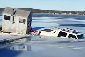 STUPID Drivers, Ultimate Retarded Drivers Fails February 2017, Driving Fails & Car Fails #545