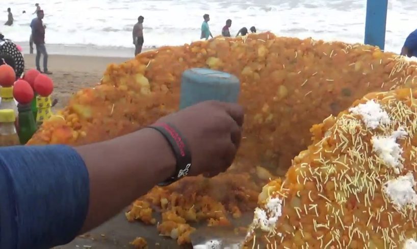 See How People are Eating Street Food in Sea Beach | Street Food India ( Puri Orissa )