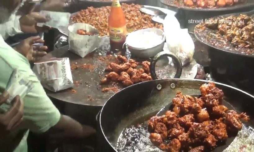 Selling Huge Chicken Pakora/Chilli Chicken in Indian Street | Ramzan Special Food 2017