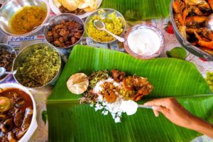 Sri Lankan Tamil Food - BANANA LEAF MEAL and Lagoon Crabs in Trincomalee, Sri Lanka