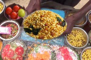 Street Food Loves You Present - Crunchy Masala Jhal Muri (Tasty Puffed Rice) - Cheap Street Food