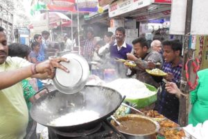 Veg Fried Rice | Chow Mein 20 Rs Only | Boneless Chili Chicken Piece 5 Rs | Street Food Loves You