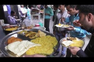 Very Cheap Food ( Khichuri,Papad,Chop Snack,Potato Chokha) | Office Time Lunch | Kolkata Street Food