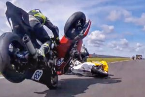 HECTIC ROAD BIKE CRASHES & MOTORCYCLE MISHAPS 2019