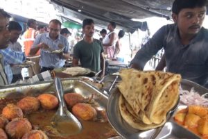 2 Lachha Paratha with Veg Curry @ 20 rs |4 Roti with Veg Curry @ 20 rs Per Plate|Kolkata Street Food