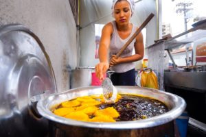 Afro-Brazilian Street Food - GIANT FOOD TOUR + Boiling Moqueca + Acarajé in Salvador Bahia, Brazil!