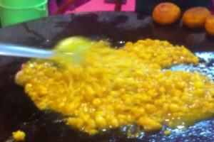 BARA Gughni Chat - Bengali street food in kolkata - Street food loves you