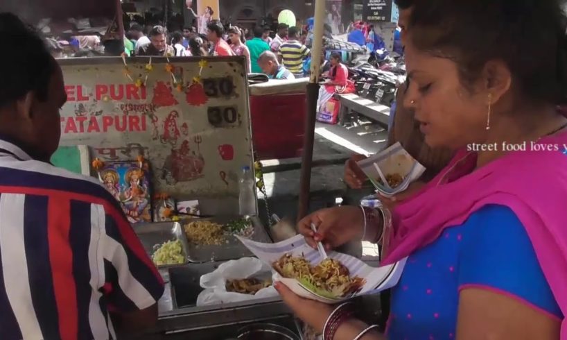 Batata Puri / Papri Chaat | Exciting Street Food in Kolkata | Indian Street Food Loves You