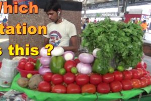 Chana Masala Chaat - Favorite Street Food in Indian Railway Station - Street Food Loves You