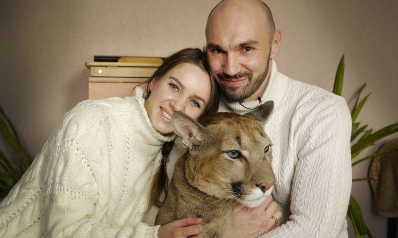 Couple Share Studio Flat With A Cougar | BEAST BUDDIES