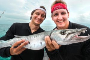 Florida Sashimi!!! Deep Sea Catch and Cook. (Can you even eat this???)