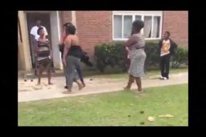 Hood fights (Girl fight) William Bell Fight Being Messy You Get Beat up 2019