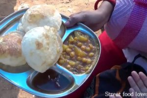 How to make Dal Kachori / Luchi / Puri in Indian Street - Street food loves you