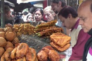 Huge Delicious Snacks In Kolkata Street | People Love to Eat | Indian Mouthwatering Street Food