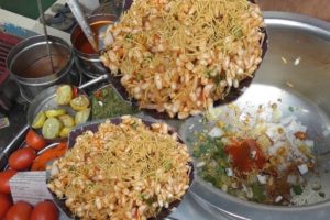 Indian Street Food Kolkata | Special Masala Muri ( Jhal Muri ) | Bengali Food at Street