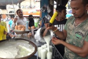 Kolkata People Enjoying Cool Healthy Lassi | 20 rs per Glass | Street Food India