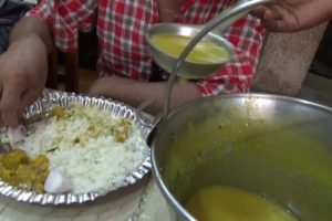 Maa Tara Hindu Hotel | Rice with Fish & Veg Curry 60 rs | Extra Rice 5 rs per plate