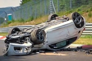 NÜRBURGRING CRASH COMPILATION - Nordschleife Crashes & Fails Touristenfahrten & VLN