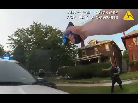 Paul O'Neal Chicago Police Shooting Bodycam Video [GRAPHIC]