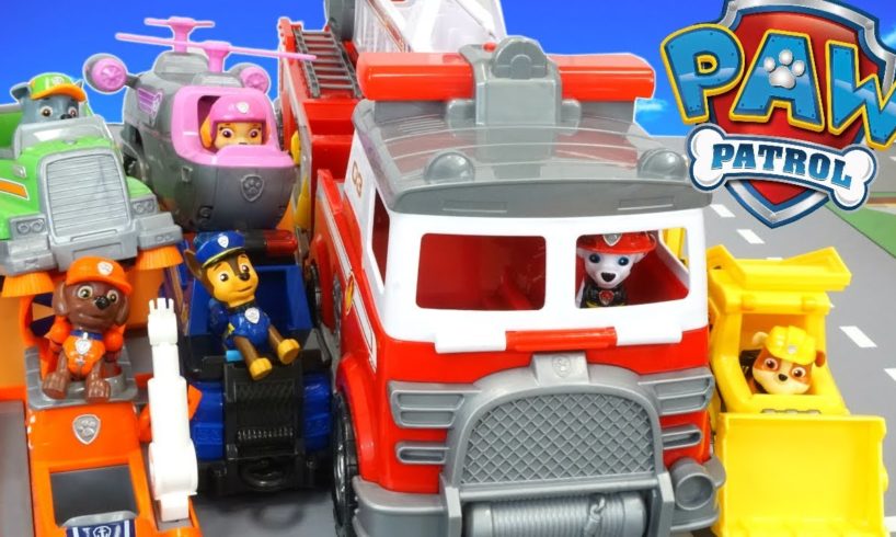 Paw Patrol Ultimate Rescue Fire Truck Toys Pups Rescue Animals in Adventure Bay!