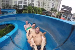 Waterslide Fails!! Near death experience? This is in my top 3 ways of having fun on waterslides :)