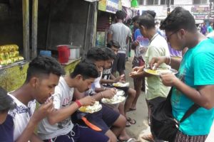 3 piece Paratha with Curry Only 20 rs | Street Food Digha West Bengal