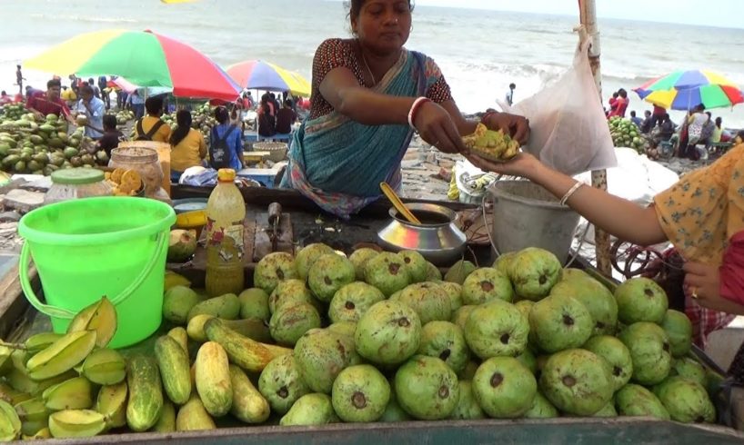 Bengali Hardworking Lady | Selling Pyara Makha ( Spicy Guava ) | Indian Street Food