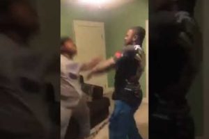 HOOD FIGHTS: Slap to the Past.