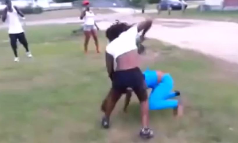 Hood fights Extreme Fights(New)She Bites Paid for It 2018