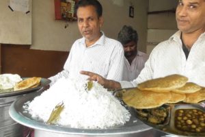 Sharma Puri Kachori Bhander | Lalbagh Lucknow Uttar Pradesh Street Food