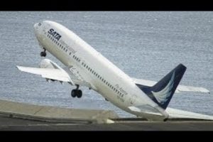 Amazing Plane Landings | Plane Crash/Fail Compilation