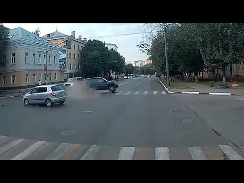 Car Crash Compilation September 2019 - Part 1