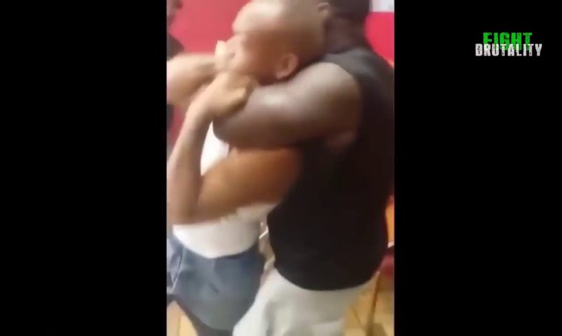 **GHETTO KNOCKOUTS** STREETFIGHTS IN THE HOOD