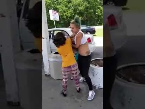 HOOD WHITE GIRLS FIGHT | FIGHTS