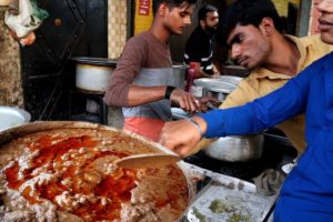 Mubeen's | Sheermal Paratha /Kulcha with Mutton Nihari /Kurma - Chicken Biryani