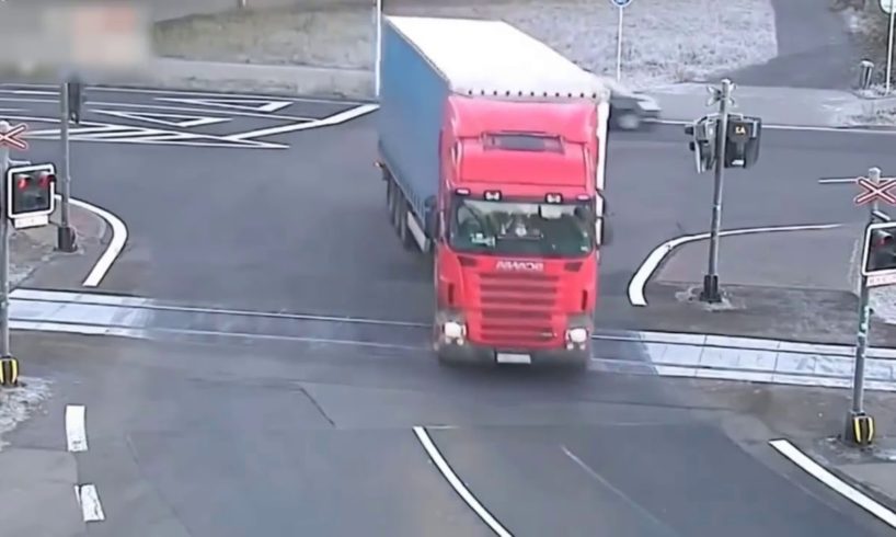 Top terrible tragedies involving trains!!! Not to look nervous!!!