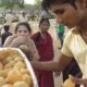 6 Piece @ 20 rs ( $ 0.28 ) | Panipuri Beside India Gate New Delhi | Street Food India