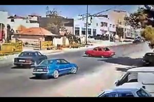 Crazy Near Miss Accident
