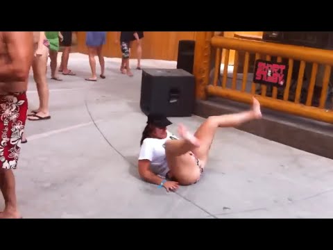 Drunk Girls Compilation | Balance Fails