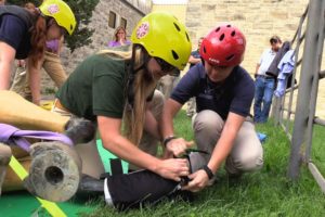 Emergency Team Introduces Students to Rescue Techniques