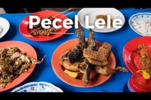 Fried Crispy Catfish (Pecel Lele) at Permata Mubarok 1 | Indonesian Street Food in Jakarta