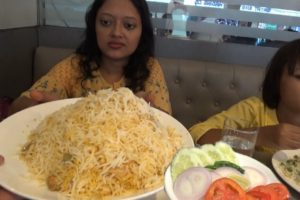 It's a Lunch Time in Aminia Barrackpore | Chicken Biryani - Mutton Kasha - Peas Pulao
