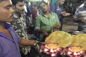 Masala Papad @ 25 - Shami Kebab @ 15 rs - Malpua @ 15 rs - Indian Street Food Mumbai