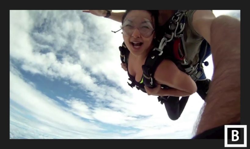 Sky Diver almost gets hit by a Plane|| 5 Near Death Experience caught on tape||