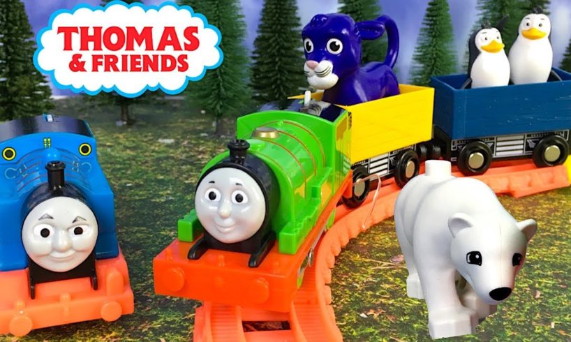 THOMAS THE TRAIN PERCY AND JAMES HEAD OUT TO RESCUE ANIMALS FROM TOWN