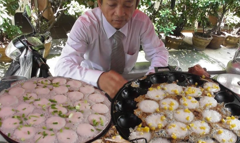 Thai Gentleman Selling Coconut Pan Cake | Plate @ 20 Bhat | Healthy Thailand Street Food