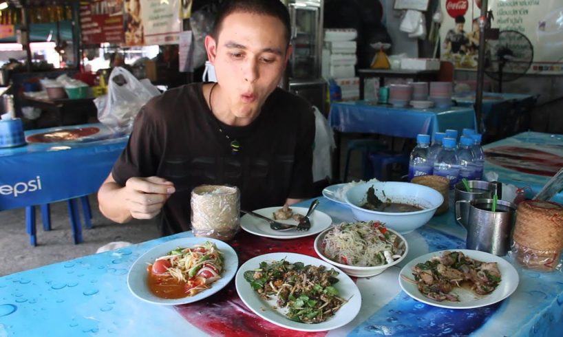Thai Street Food Menu in Bangkok (Eating Thai Food Guide) อาหารอีสาน